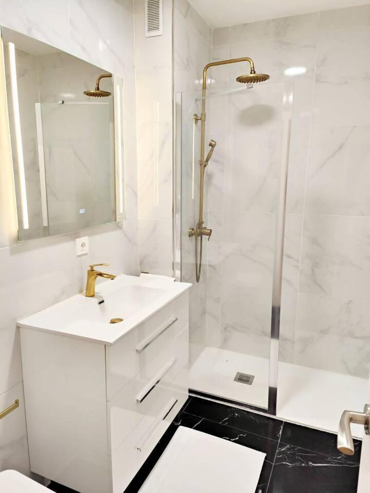 Apartamento Puente Romano Ourense Ngoại thất bức ảnh